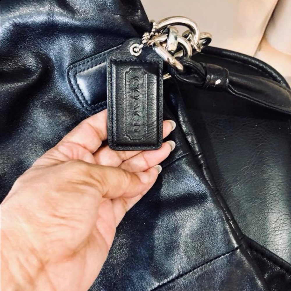 Authentic Genuine leather Coach bag - Picture 4 of 8
